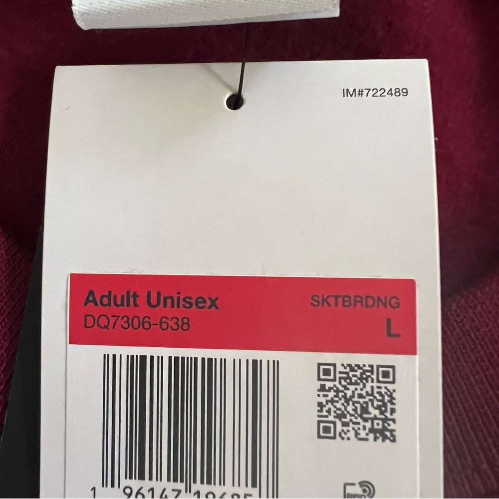 ✔️NWT✔️ NIKE SB Skate Like A Girl Fleece Crew Sweatshirt - Picture 6 of 10